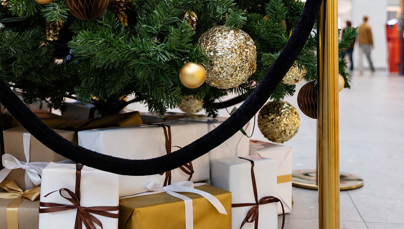 Gave under Ønsketræet i Lyngby Storcenter